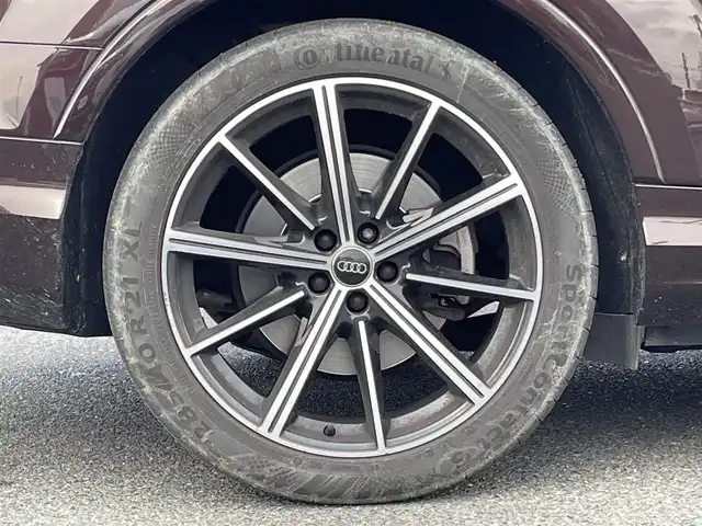 アウディ Ｑ７ 45 Sラインリミテッド 広島県 2020(令2)年 4.5万km 茶 310台限定車/パリークブラウンメタリック（専用色）/純正メモリナビ/（フルセグTV/Bluetooth/USB/Applecarplay/androidauto）/全周囲モニター/純正２１インチＡＷ/マトリクスＬＥＤヘッドライト/ブラックレザーシート/バーチャルコクピット/７シーターＰＫＧ/プレミアムＰＫＧ/サイドアシスト/フロントクロストラフィックアシスト/ビルドインETC2.0/イージードアクローザー/プッシュスタート/パワーバックドア