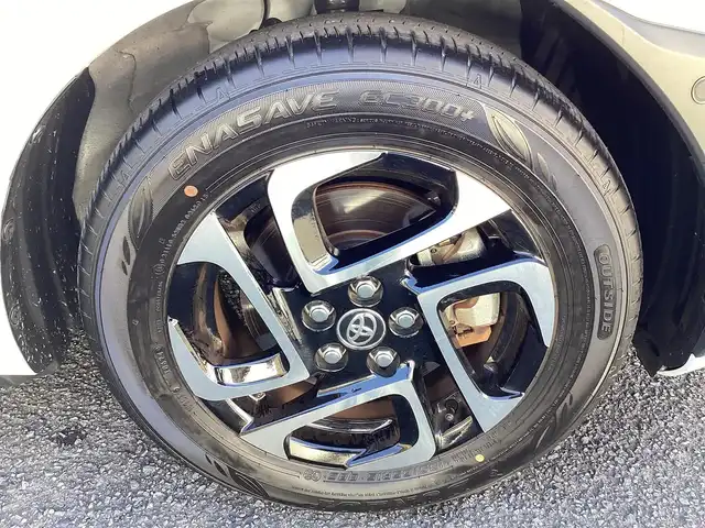 トヨタ シエンタ ハイブリッド Z 鹿児島県 2024(令6)年 0.5万km ホワイトパールクリスタルシャイン ワンオーナー/禁煙車/純正ナビフルセグTV/左右パワースライドドア/ビルトインETC/シートヒーター左右/ステアリングヒーター/全方位モニターバックカメラ/AC100v電源/オートハイビーム/パークアシスト/BSM/レーンキープアシスト/純正ドラレコ/レーダーブレーキ/クルーズコントロール/純正15インチアルミ