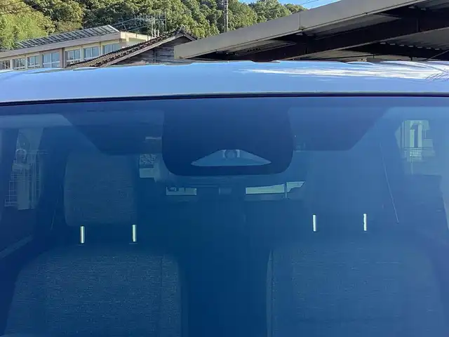 トヨタ シエンタ ハイブリッド Z 鹿児島県 2024(令6)年 0.5万km ホワイトパールクリスタルシャイン ワンオーナー/禁煙車/純正ナビフルセグTV/左右パワースライドドア/ビルトインETC/シートヒーター左右/ステアリングヒーター/全方位モニターバックカメラ/AC100v電源/オートハイビーム/パークアシスト/BSM/レーンキープアシスト/純正ドラレコ/レーダーブレーキ/クルーズコントロール/純正15インチアルミ