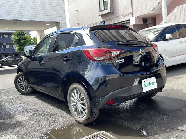マツダ デミオ 13S 道央・札幌 2018(平30)年 4.1万km ジェットブラックマイカ 純正ナビ(FM/AM/BT/CD/DVD/フルセグTV)/アイドリングストップ/横滑り防止/レーンアシスト/前席ヒートシーター/純正フロアマット/ETC/オートライト/バックカメラ/電格ミラー