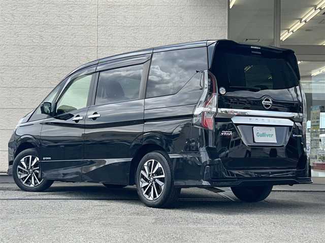 日産 セレナ e－パワー ハイウェイスター V 兵庫県 2020(令2)年 6.1万km ダイヤモンドブラック 純正ナビ/　（AM/FM/CD/DVD/TV/BT)/フルセグTV/前方ドライブレコーダー/ステアリングリモコン/クルーズコントロール/プロパイロット/アラウンドビューカメラ/両側パワースライドドア/ハンズフリーオートスライドドア/リアサンシェード/ETC/純正フロアマット/ドアバイザー/コーナーセンサー/純正16インチアルミホイール/保証書/取扱説明書/スペアキー1本