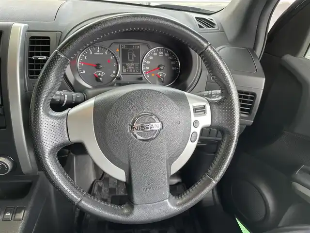 日産 エクストレイル 20Xtt 茨城県 2013(平25)年 9.1万km ダイヤモンドブラック 社外ナビ（AVN-G01）/オートスピードコントロール/オートライト/フロントフォグランプ/プライバシーガラス/純正アルミホイール/ETC車載器/ルーフレール/インテリジェントキー/新車時保証書