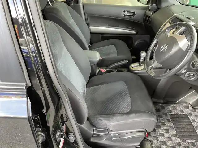 日産 エクストレイル 20Xtt 茨城県 2013(平25)年 9.1万km ダイヤモンドブラック 社外ナビ（AVN-G01）/オートスピードコントロール/オートライト/フロントフォグランプ/プライバシーガラス/純正アルミホイール/ETC車載器/ルーフレール/インテリジェントキー/新車時保証書