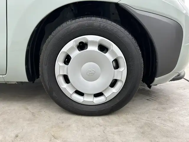 トヨタ シエンタ ハイブリッド G 三重県 2023(令5)年 1.6万km アーバンカーキ /禁煙車//純正ディスプレイオーディオ//Bluetooth/AndroidAuto/AppleCarPray/AM/FM/USB//パノラミックビューモニター//レーダークルーズコントロール//トヨタセーフティセンス//両側パワースライドドア//オートライト//オートハイビーム//ブラインドスポットモニター//AC100V//ビルトインETC2.0//LEDヘッドライト//スペアキー