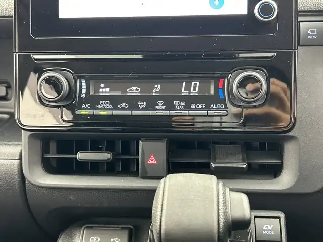トヨタ シエンタ ハイブリッド G 三重県 2023(令5)年 1.6万km アーバンカーキ /禁煙車//純正ディスプレイオーディオ//Bluetooth/AndroidAuto/AppleCarPray/AM/FM/USB//パノラミックビューモニター//レーダークルーズコントロール//トヨタセーフティセンス//両側パワースライドドア//オートライト//オートハイビーム//ブラインドスポットモニター//AC100V//ビルトインETC2.0//LEDヘッドライト//スペアキー