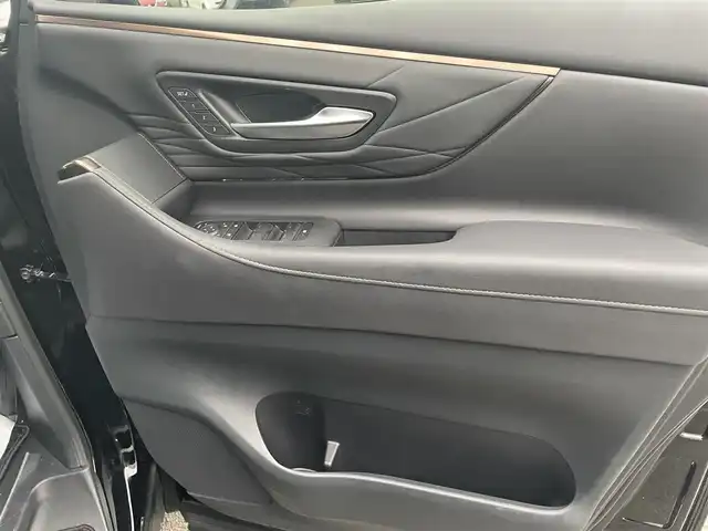 トヨタ アルファードハイブリット Z 神奈川県 2024(令6)年 0.8万km 黒