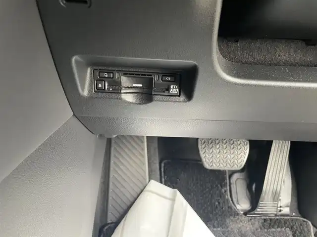 トヨタ アルファードハイブリット Z 神奈川県 2024(令6)年 0.8万km 黒