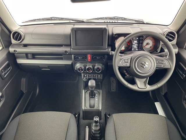 スズキ ジムニー XC 群馬県 2025(令7)年 0.1千km ジャングルグリーン 届出済未使用車　４ＷＤターボ　追従クルーズコントロール　シートヒーター　衝突被害軽減システム　レーンキープアシスト　ＬＥＤヘッドライト　オートマチックハイビーム　フォグライト　スマートキー　禁煙車