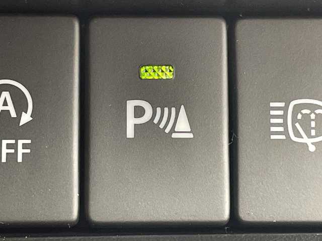 スズキ ジムニー XC 群馬県 2025(令7)年 0.1千km ジャングルグリーン 届出済未使用車　４ＷＤターボ　追従クルーズコントロール　シートヒーター　衝突被害軽減システム　レーンキープアシスト　ＬＥＤヘッドライト　オートマチックハイビーム　フォグライト　スマートキー　禁煙車