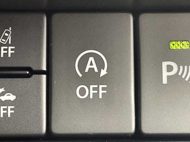 スズキ ジムニー XC 群馬県 2025(令7)年 0.1千km ジャングルグリーン 届出済未使用車　４ＷＤターボ　追従クルーズコントロール　シートヒーター　衝突被害軽減システム　レーンキープアシスト　ＬＥＤヘッドライト　オートマチックハイビーム　フォグライト　スマートキー　禁煙車