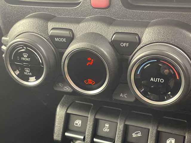 スズキ ジムニー XC 群馬県 2025(令7)年 0.1千km ジャングルグリーン 届出済未使用車　４ＷＤターボ　追従クルーズコントロール　シートヒーター　衝突被害軽減システム　レーンキープアシスト　ＬＥＤヘッドライト　オートマチックハイビーム　フォグライト　スマートキー　禁煙車