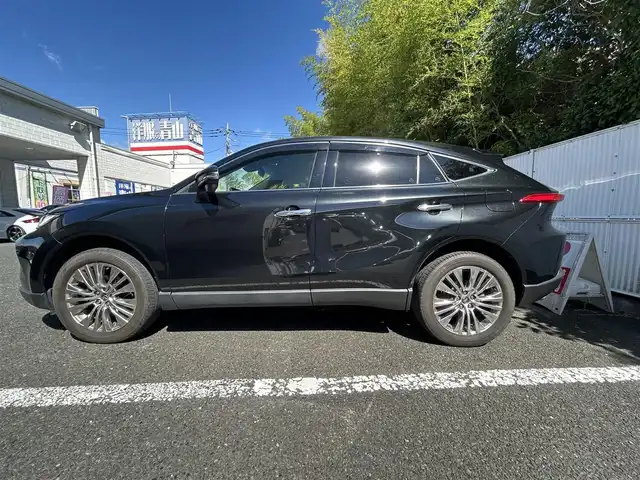トヨタ ハリアー Z レザーパッケージ 茨城県 2020(令2)年 2万km プレシャスブラックパール ワンオーナー/ETC2.0/AFS/コーナーセンサー/レーントレーシングアシスト/レーダークルーズコントロール/プリクラッシュセーフティ（衝突軽減）/ブラインドスポットモニター/デジタルインナーミラー/電動リアゲート/パワーシート（運転席＋助手席）/シートヒーター（運転席＋助手席）/エアシート（運転席＋助手席）/純正ナビ/バックカメラ/Bluetooth