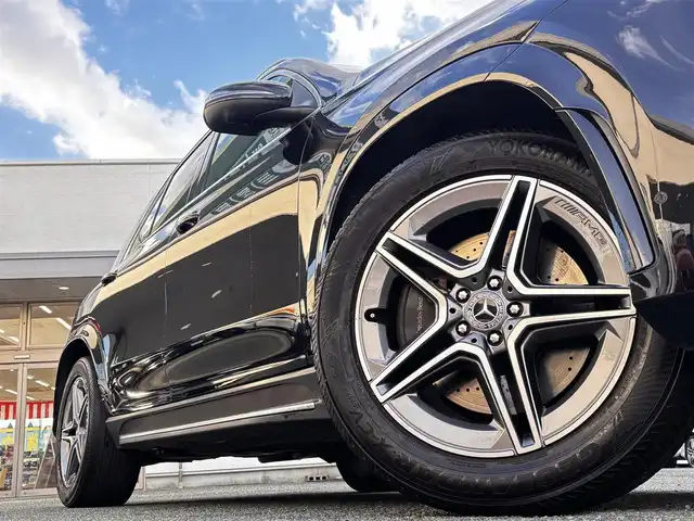 メルセデス・ベンツ ＧＬＥ３００ｄ 4MATIC AMGライン 熊本県 2019(令1)年 14.7万km オブシディアンブラック サンルーフ/純正ナビ/【フルセグTV/Bluetooth/USB】/バック・フロントカメラ/クルーズコントロール/ブラインドスポットモニター/レーンキープ/パークトロニック/ダウンヒルアシスト/AMG20インチアルミホイール/サイドステップ/ステアリングスイッチ/パドルシフト/全席パワーシート/シートヒーター/シートクーラー/ETC/前後ドライブレコーダー/電動チルト/電子パーキング/アイドリングストップ/スペアキー/取扱説明書