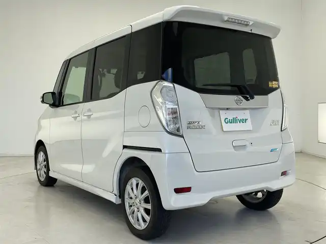 日産 デイズ ルークス ハイウェイスターX 長崎県 2014(平26)年 8.3万km ホワイトパール ミツビシ７インチナビ/・アラウンドビュー/・DVD/CD/Bluetooth/TV/アイドリングストップ/プッシュスタート/両側パワースライドドア/ETC/AAC/リアサーキュレーター/シートバックテーブル/リアサンシェード/社外前後ドラレコ/フォグ/シートリフター/オートリトラミラー/電動格納ミラー/フォグランプ/社外アルミホイール/車内純正アルミ・サマータイヤ積み込み