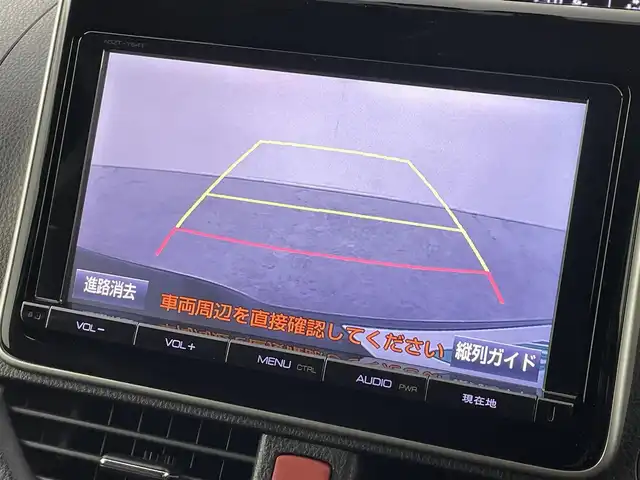 トヨタ エスクァイア 福島県 2014(平26)年 7.1万km ブラック トヨタセーフティセンス/・衝突被害軽減ブレーキ/・車線逸脱警報装置/・レーダークルーズコントロール/・アダプティブハイビーム/純正9インチナビ/・型番：NSZT-Y64T/・フルセグTV/BT/SD/CD/DVD/FM/AM/・バックカメラ/・ETC/両側パワースライドドア/・スライドドアロールサンシェード/革張ステアリング/・ステアリングリモコン/MTモード付AT/レザーシート/・D+N席シートヒーター/アイドリングストップ/プッシュスタート/・スマートキー/電動格納ミラー/・ウィンカーミラー/・オートミラー/LEDヘッドライト/・フォグランプ/・オートライト/・オートハイビーム/寒冷地仕様/純正フロアマット/純正15インチAW