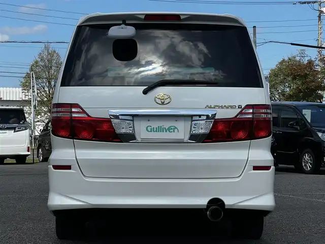 トヨタ アルファード Ｖ AS プラチナセレクション 道央・札幌 2006(平18)年 11.6万km ホワイトパールマイカ ４WD/ワンオーナー/純正HDDナビ/FM/CD/DVD/SD/AUX/バックカメラ/両側パワースライドドア/パワーバックドア/革巻きウッドコンビステアリング/ステアリングリモコン/リモコンキー/ハロゲンヘッドライト/オートライト/フォグランプ/電動格納ミラー/純正フロアマット/ドアバイザー/純正エンジンスターター/純正AW付冬タイヤ積込/225/55/R17/2014年/山4mm