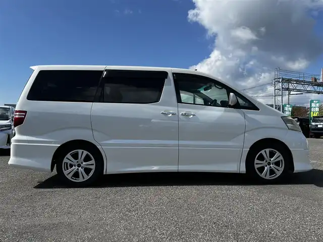 トヨタ アルファード Ｖ AS プラチナセレクション 道央・札幌 2006(平18)年 11.6万km ホワイトパールマイカ ４WD/ワンオーナー/純正HDDナビ/FM/CD/DVD/SD/AUX/バックカメラ/両側パワースライドドア/パワーバックドア/革巻きウッドコンビステアリング/ステアリングリモコン/リモコンキー/ハロゲンヘッドライト/オートライト/フォグランプ/電動格納ミラー/純正フロアマット/ドアバイザー/純正エンジンスターター/純正AW付冬タイヤ積込/225/55/R17/2014年/山4mm