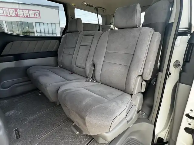 トヨタ アルファード Ｖ AS プラチナセレクション 道央・札幌 2006(平18)年 11.6万km ホワイトパールマイカ ４WD/ワンオーナー/純正HDDナビ/FM/CD/DVD/SD/AUX/バックカメラ/両側パワースライドドア/パワーバックドア/革巻きウッドコンビステアリング/ステアリングリモコン/リモコンキー/ハロゲンヘッドライト/オートライト/フォグランプ/電動格納ミラー/純正フロアマット/ドアバイザー/純正エンジンスターター/純正AW付冬タイヤ積込/225/55/R17/2014年/山4mm