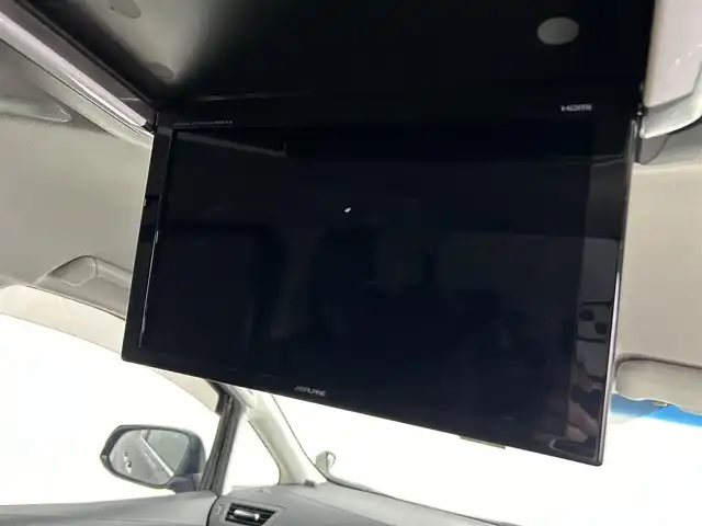 トヨタ アルファード S Cパッケージ 道央・札幌 2019(令1)年 7.1万km ブラック ・４WD/・寒冷地仕様/・ALPINEメモリナビ/・ALPINEフリップダウンモニター/・ALPINEビルトインETC2.0 /・ALPINEナビ連動型ドライブレコーダー/・CD/DVD/BT/SD/HDMI/フルセグテレビ/・バックカメラ/・衝突軽減ブレーキ/・横滑り防止装置/・レーダークルーズコントロール/・レーンキープアシスト/・アイドリングストップ/・レザーシート/・前席パワーシート/・前席シートヒーター/シートクーラー/・D席シートメモリー/・ステアリングヒーター/・ブレーキホールド/・リヤ5面スモークフィルム/・LEDヘッドライト/・LEDフロント＆リヤフォグ/・AFS/・純正フロアマット/・2・3列目サンシェード/・取扱説明書