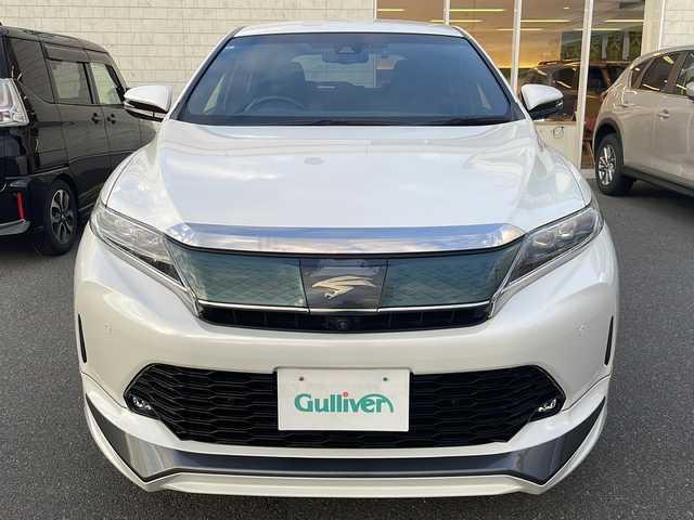 トヨタ ハリアー プログレス メタル&レザーP 香川県 2017(平29)年 5.8万km ホワイトパールクリスタルシャイン 高精細9.2型TFTワイドタッチディスプレイ/JBLサウンド/CD／DVD再生機能/フルセグテレビ/パノラミックビューモニター/電動リアゲート/ドライブレコーダー/パワーシート/シートヒーター/エアシート/純性エアロ（フロント／サイド／リア）/前後コーナーセンサー/オートマチックハイビーム/LEDヘッドライト/ETC