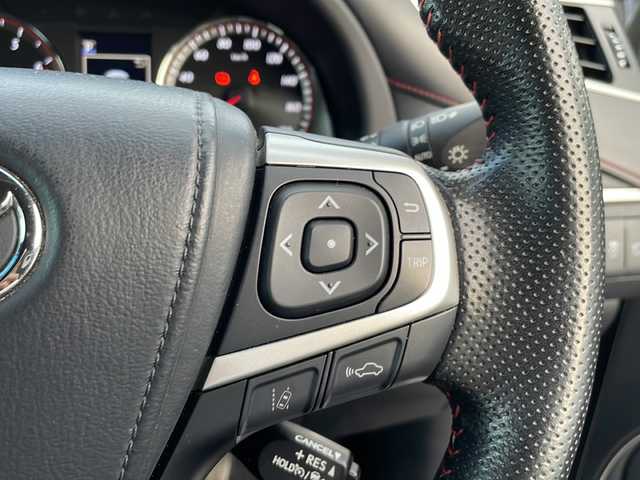 トヨタ ハリアー プログレス メタル&レザーP 香川県 2017(平29)年 5.8万km ホワイトパールクリスタルシャイン 高精細9.2型TFTワイドタッチディスプレイ/JBLサウンド/CD／DVD再生機能/フルセグテレビ/パノラミックビューモニター/電動リアゲート/ドライブレコーダー/パワーシート/シートヒーター/エアシート/純性エアロ（フロント／サイド／リア）/前後コーナーセンサー/オートマチックハイビーム/LEDヘッドライト/ETC