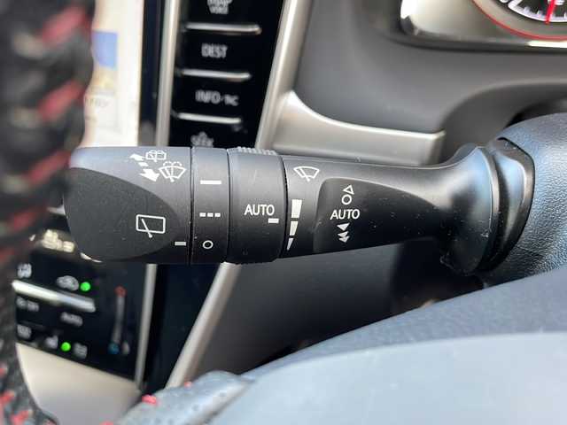 トヨタ ハリアー プログレス メタル&レザーP 香川県 2017(平29)年 5.8万km ホワイトパールクリスタルシャイン 高精細9.2型TFTワイドタッチディスプレイ/JBLサウンド/CD／DVD再生機能/フルセグテレビ/パノラミックビューモニター/電動リアゲート/ドライブレコーダー/パワーシート/シートヒーター/エアシート/純性エアロ（フロント／サイド／リア）/前後コーナーセンサー/オートマチックハイビーム/LEDヘッドライト/ETC