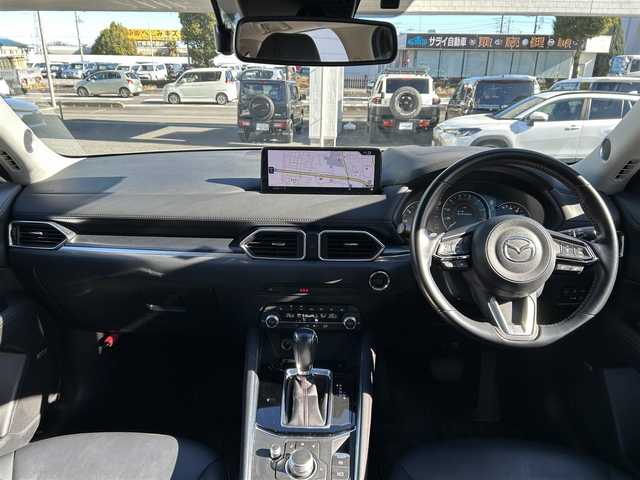 マツダ ＣＸ－５ XD ブラックトーンエディション 埼玉県 2021(令3)年 10.4万km スノーフレイクホワイトパールマイカ 純正10.25インチナビ/　(Bluetooth/USB/FM/AM)/全方位カメラ/フルセグテレビ/ETC2.0/前後ドライブレコーダー/パワーバックドア/サンルーフ/BOSEサウンド/ヘッドアップディスプレイ/ブラインドスポットモニター/レーダークルーズコントロール/衝突被害軽減ブレーキ/車線逸脱警報/ステアリングヒーター/運転席・助手席シートヒーター/運転席パワーシート/ハーフレザーシート/パドルシフト/クリアランスソナー/シートメモリー/電子パーキングシステム/ブレーキホールド/プッシュスタート/オートLEDライト/純正フロアマット/純正19インチアルミホイール