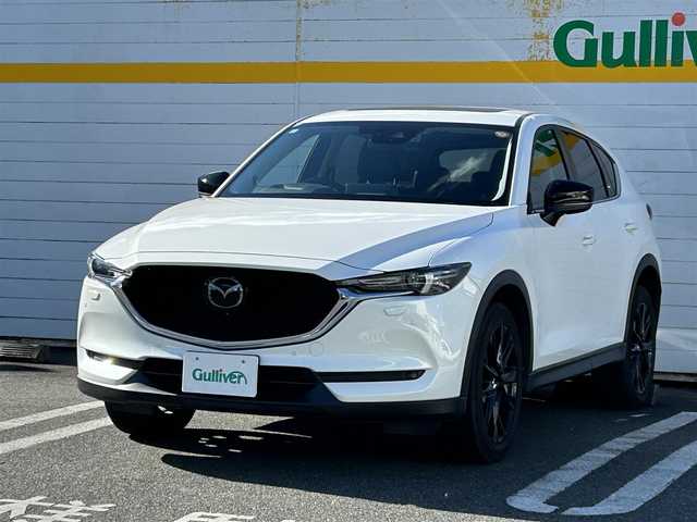 マツダ ＣＸ－５ XD ブラックトーンエディション 埼玉県 2021(令3)年 10.4万km スノーフレイクホワイトパールマイカ 純正10.25インチナビ/　(Bluetooth/USB/FM/AM)/全方位カメラ/フルセグテレビ/ETC2.0/前後ドライブレコーダー/パワーバックドア/サンルーフ/BOSEサウンド/ヘッドアップディスプレイ/ブラインドスポットモニター/レーダークルーズコントロール/衝突被害軽減ブレーキ/車線逸脱警報/ステアリングヒーター/運転席・助手席シートヒーター/運転席パワーシート/ハーフレザーシート/パドルシフト/クリアランスソナー/シートメモリー/電子パーキングシステム/ブレーキホールド/プッシュスタート/オートLEDライト/純正フロアマット/純正19インチアルミホイール