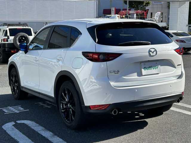 マツダ ＣＸ－５ XD ブラックトーンエディション 埼玉県 2021(令3)年 10.4万km スノーフレイクホワイトパールマイカ 純正10.25インチナビ/　(Bluetooth/USB/FM/AM)/全方位カメラ/フルセグテレビ/ETC2.0/前後ドライブレコーダー/パワーバックドア/サンルーフ/BOSEサウンド/ヘッドアップディスプレイ/ブラインドスポットモニター/レーダークルーズコントロール/衝突被害軽減ブレーキ/車線逸脱警報/ステアリングヒーター/運転席・助手席シートヒーター/運転席パワーシート/ハーフレザーシート/パドルシフト/クリアランスソナー/シートメモリー/電子パーキングシステム/ブレーキホールド/プッシュスタート/オートLEDライト/純正フロアマット/純正19インチアルミホイール