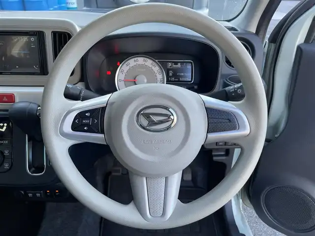 ダイハツ ミラ トコット G SA Ⅲ 滋賀県 2022(令4)年 3.2万km セラミックグリーンM 社外6.8インチディスプレイオーディオ/【Bluetooth/CD/DVD/USB】/クリアランスソナー/衝突被害軽減ブレーキ/LEDヘッドライト/オートマチックハイビーム/D/Nシートヒーター/ETC/プッシュスタート/スマートキー