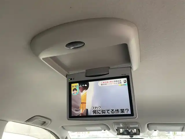 トヨタ ノア Si 神奈川県 2010(平22)年 9.8万km グレーメタリック ワンオーナー/純正HDDナビ(NHZH-W60G)/　・フルセグTV(走行中視聴可能)/　・DVD/CD/AM/FM/BT/バックカメラ/純正フリップダウンモニター（リモコン付）/左側パワースライドドア/革巻きステアリング/ステアリングスイッチ/パドルシフト/スマートキー/プッシュスタート/ビルトインETC/HIDヘッドライト/フォグランプ/電動格納ミラー/保証書/取扱説明書