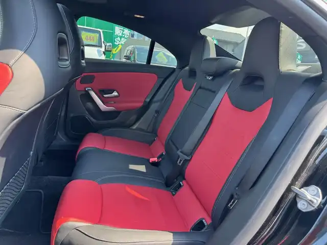 メルセデス・ベンツ ＣＬＡ２００ｄ AMGライン 滋賀県 2019(令1)年 2.3万km 黒 パノラマルーフ/アドバンストパッケージ/レザーエクスクルーシブパッケージ/レーダーセーフティーパッケージ/純正8インチワイドディスプレイ/  ナビゲーションパッケージ/　COMANDコントローラー/　Bluetooth AM FM /グリル/360°カメラ/Mベンツロゴ入りキャリパー（黒）/ヘッドアップディスプレイ/純正ドライブレコーダー前後/ブラインドスポットモニタリング/アクティブディスタンスアシスト/ディストロニック/レーンキーピングアシスト/PRE-SAFE/キーレスゴー/パドルシフト/純正フロアマット/スマートキー×2