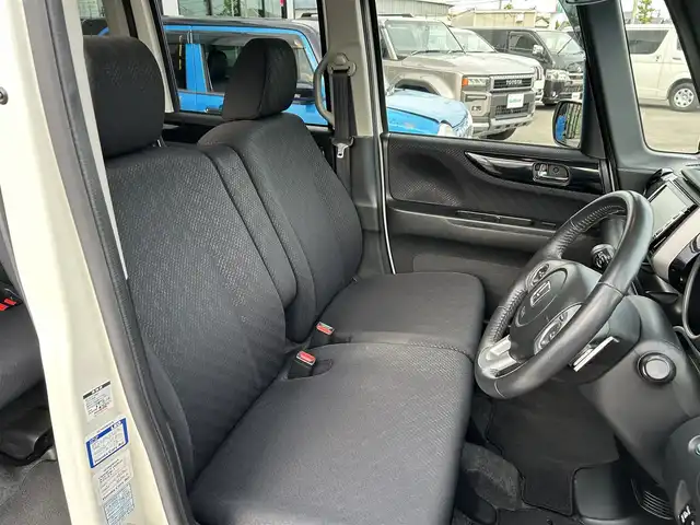 ホンダ Ｎ ＢＯＸ カスタム G ターボパッケージ 愛媛県 2012(平24)年 4.9万km プレミアムホワイトパール 純正ナビ（VXM-128VSX）/CD/DVD/ワンセグ/SD/バックカメラ/ETC/ドライブレコーダー（フロント）/クルーズコントロール/オートライト/LEDヘッドライト/ハロゲンフォグランプ/スマートキー/両側パワースライドドア/オートエアコン/MTモード付AT/純正マット/純正アルミホイール