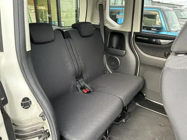 ホンダ Ｎ ＢＯＸ カスタム G ターボパッケージ 愛媛県 2012(平24)年 4.9万km プレミアムホワイトパール 純正ナビ（VXM-128VSX）/CD/DVD/ワンセグ/SD/バックカメラ/ETC/ドライブレコーダー（フロント）/クルーズコントロール/オートライト/LEDヘッドライト/ハロゲンフォグランプ/スマートキー/両側パワースライドドア/オートエアコン/MTモード付AT/純正マット/純正アルミホイール