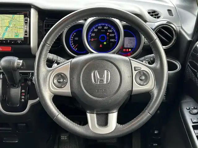 ホンダ Ｎ ＢＯＸ カスタム G ターボパッケージ 愛媛県 2012(平24)年 4.9万km プレミアムホワイトパール 純正ナビ（VXM-128VSX）/CD/DVD/ワンセグ/SD/バックカメラ/ETC/ドライブレコーダー（フロント）/クルーズコントロール/オートライト/LEDヘッドライト/ハロゲンフォグランプ/スマートキー/両側パワースライドドア/オートエアコン/MTモード付AT/純正マット/純正アルミホイール