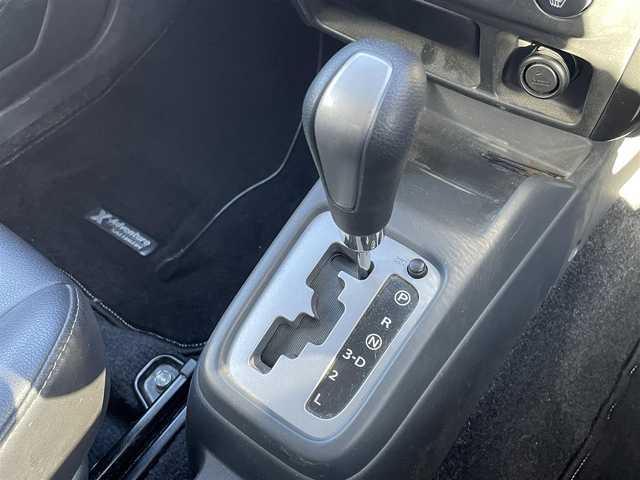 スズキ ジムニー クロスアドベンチャー XC 静岡県 2012(平24)年 5.3万km パールホワイト 社外ナビ/（AM/FM/CD/DVD）/ワンセグTV/リモコンキー/レザーシート/運転席シートヒーター/４WD/純正16インチアルミホイール/純正16インチアルミホイール付きスタッドレスタイヤ積込/純正フロアマット/背面タイヤ/取扱説明書/保証書