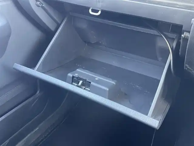 スズキ ジムニー クロスアドベンチャー XC 静岡県 2012(平24)年 5.3万km パールホワイト 社外ナビ/（AM/FM/CD/DVD）/ワンセグTV/リモコンキー/レザーシート/運転席シートヒーター/４WD/純正16インチアルミホイール/純正16インチアルミホイール付きスタッドレスタイヤ積込/純正フロアマット/背面タイヤ/取扱説明書/保証書