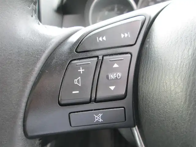 マツダ ＣＸ－５ XD 千葉県 2013(平25)年 11.5万km ソウルレッドプレミアムメタリック 純正ナビ、フルセグTV/バックカメラ、サイドカメラ/純正オーディオ【DVD/CD/SD/BT】/HIDヘッドライト&社外LEDフォグ/ナビ連動ステアリングスイッチ/クルーズコントロール/右前バイザー内ETC/純正フロアマット/純正ドアバイザー/ルーフキャリア/新車保証書/取扱説明書