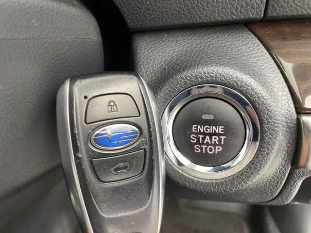 スバル レガシィ Ｂ４ ベース 新潟県 2014(平26)年 11.9万km ダークグレーメタリック 4WD/純正メモリナビ/　フルセグTV/Bluetooth/CD/DVD/USB/レーダークルーズコントロール/衝突被害軽減ブレーキ/レーンキープアシスト/前席パワーシート/前席シートヒーター/バックモニター/ビルトインETC/LEDヘッドライト/横滑り防止装置/パドルシフト/禁煙車