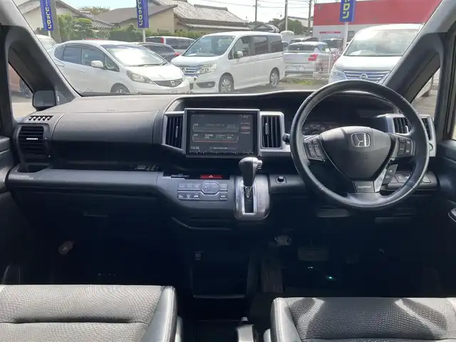 ホンダ ステップワゴン スパーダ Z クールスピリット 静岡県 2012(平24)年 10.3万km プレミアムコスミックバイオレットパール (株)IDOMが運営する【じしゃロン焼津店】の自社ローン専用車両になります。こちらは現金またはオートローンご利用時の価格です。自社ローンご希望の方は別途その旨お申付け下さい　/社外ＳＤナビ/(フルセグＴＶ/Ｂｌｕｅｔｏｏｔｈ接続/ＣＤ/ＤＶＤ/ミュージックサーバー//フリップダウンモニター/両側パワースライドドア/バックカメラ/ＥＴＣ/ＨＩＤヘッドライト/オートライト