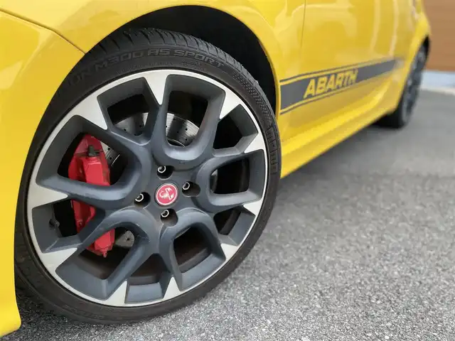アバルト ５９５ コンペティツィオーネ 栃木県 2017(平29)年 4.6万km 黄 レコードモンツァマフラー/社外ナビAVIC-RZ800/フルセグTV/CD/DVD/BT/リアソナー /HIDヘッドライト