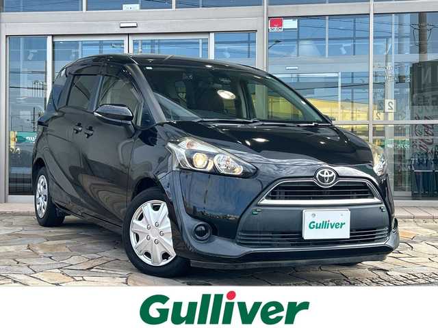 トヨタ シエンタ G 静岡県 2017(平29)年 4.5万km ブラックマイカ ナビ機能/FM/AM/SD/ipod/フルセグTV/USB/Bluetooth/CD/主要装備/・スマートキー　/・バックカメラ　/・両側パワースライドドア　/・ＥＴＣ　/・レーンキープアシスト　/・シートヒーター　/・スペアキー　/・プッシュスタート　/・オートハイビーム　/・ウォークスルー　/・横滑り防止装置　/・衝突軽減システム/・ドライブレコーダー/・3列シート