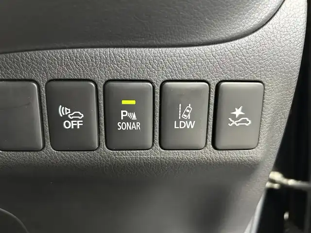 三菱 アウトランダー ＰＨＥＶ G Limited Edition 鹿児島県 2017(平29)年 4.9万km クールシルバーM/アメジストブラック 社外ナビ（GCX777W）/バックカメラ/ワンセグTV/前後ドライブレコーダー（WDT510）/ビルトインETC/パドルシフト/ステアリングヒーター/運転席パワーシート/前席ベンチレーター/前席シートヒーター/ハーフレザーシート/レーダークルーズコントロール/レーンキープアシスト/電動パーキングブレーキ/純正ドアバイザー/純正アルミホイール/社外フロアマット/LEDヘッドライト/フォグランプ/ステップガード