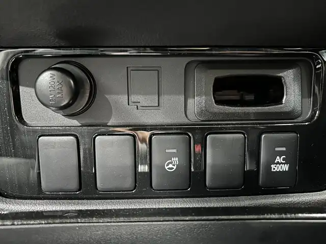 三菱 アウトランダー ＰＨＥＶ G Limited Edition 鹿児島県 2017(平29)年 4.9万km クールシルバーM/アメジストブラック 社外ナビ（GCX777W）/バックカメラ/ワンセグTV/前後ドライブレコーダー（WDT510）/ビルトインETC/パドルシフト/ステアリングヒーター/運転席パワーシート/前席ベンチレーター/前席シートヒーター/ハーフレザーシート/レーダークルーズコントロール/レーンキープアシスト/電動パーキングブレーキ/純正ドアバイザー/純正アルミホイール/社外フロアマット/LEDヘッドライト/フォグランプ/ステップガード