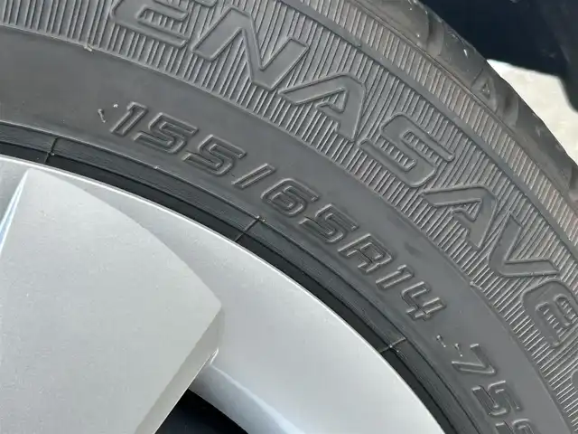 ダイハツ ミラ イース X SAⅢ 群馬県 2019(令1)年 1.1万km ホワイト 純正オーディオ/FM・AM・CD・AUX/LEDヘッドライト/電動格納ミラー/横滑り防止装置/衝突軽減ブレーキ/アイドリングストップ/オートハイビーム/前後コーナーセンサー/取扱説明書/リモコンキー