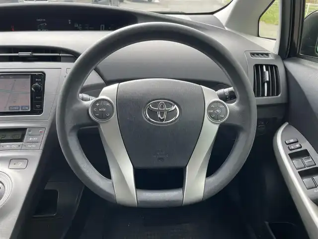 トヨタ プリウス S ツーリングセレクション 福岡県 2014(平26)年 7万km ボルドーマイカメタリック 前方ドラレコ/HIDライト/衝突軽減ブレーキ/クルコン/ETC/バックカメラ/純正ナビ　/フルセグTV/Bluetooth/純正アルミホイール/純正フロアマット