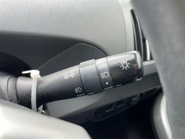 トヨタ プリウス S ツーリングセレクション 福岡県 2014(平26)年 7万km ボルドーマイカメタリック 前方ドラレコ/HIDライト/衝突軽減ブレーキ/クルコン/ETC/バックカメラ/純正ナビ　/フルセグTV/Bluetooth/純正アルミホイール/純正フロアマット