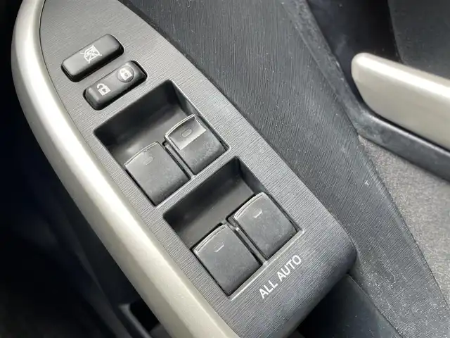 トヨタ プリウス S ツーリングセレクション 福岡県 2014(平26)年 7万km ボルドーマイカメタリック 前方ドラレコ/HIDライト/衝突軽減ブレーキ/クルコン/ETC/バックカメラ/純正ナビ　/フルセグTV/Bluetooth/純正アルミホイール/純正フロアマット