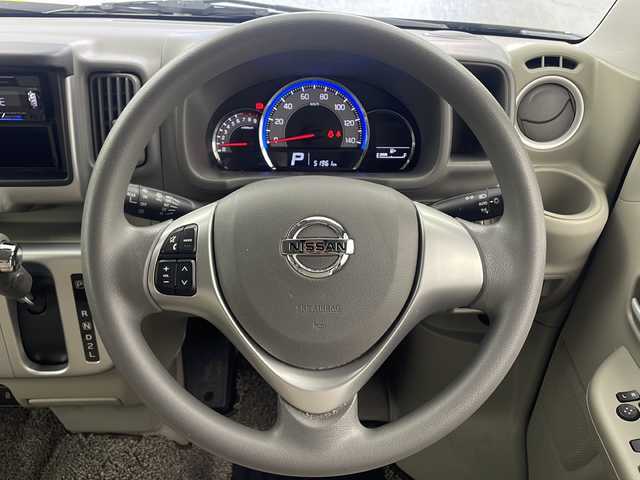 日産 ＮＶ１００クリッパー リオ E 大阪府 2021(令3)年 5.2万km ダークレディッシュブラウンパール/ガングレーM ワンオーナー/Pioneer MVH-5600オーディオシステム/【Bluetooth/USB/スマートフォンリンク】/片側パワースライドドア/片側スライドドア/衝突軽減/車線逸脱警報/パーキングセンサー/アイドリングストップ/D席シートヒーター/ISOFIX/リアサーキュレーター/シガーソケット/スマートキー/スペアキー/ETC/保証書/取扱説明書/点検記録簿