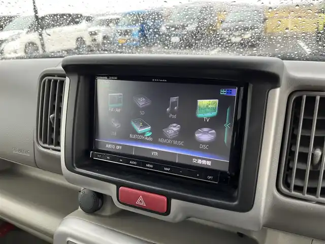 スズキ エブリィ ワゴン PZターボ 鳥取県 2018(平30)年 10.8万km パールホワイト ４WD　ターボ車/社外ナビ/フルセグ/DVD/CD/BT/USB/バックカメラ・ETC/ドライブレコーダー/レーダーブレーキサポート/キセノンヘットライト/片側パワースライドドア/運転席シートヒーター/純正14インチアルミホイール/プッシュエンジンスタート/フォグライト/フロアマット/ドアバイザー/保証書・取扱説明書/スペアキー